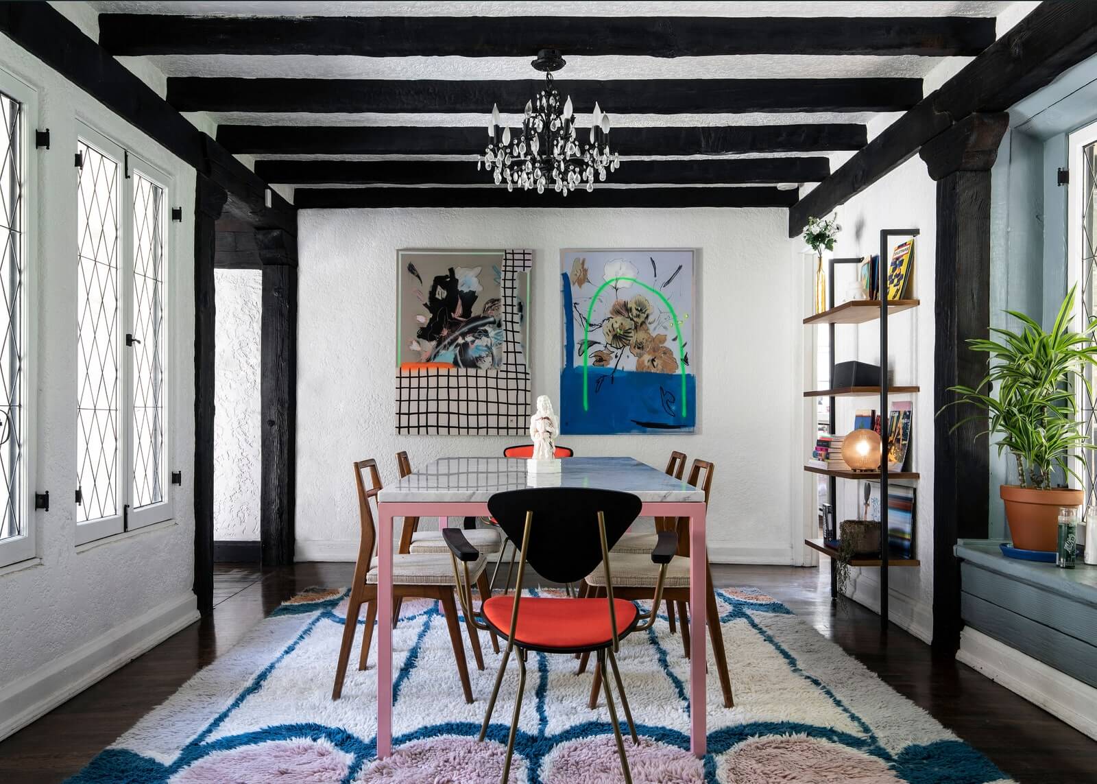 2025 March - Charli XCX: Playful and Contemporary | Who using Marble Dining Table