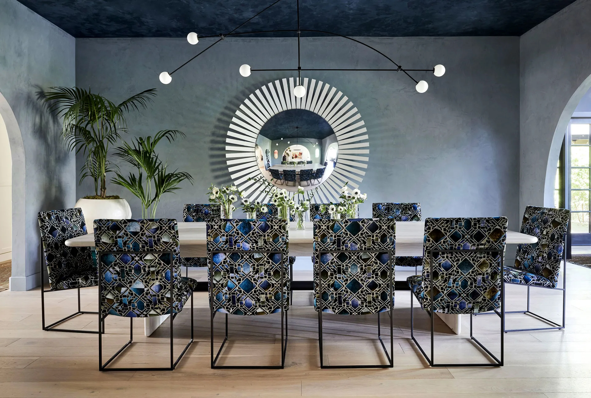 2025 March - Brooke Shields: Elegance in Heritage | Who using Marble Dining Table