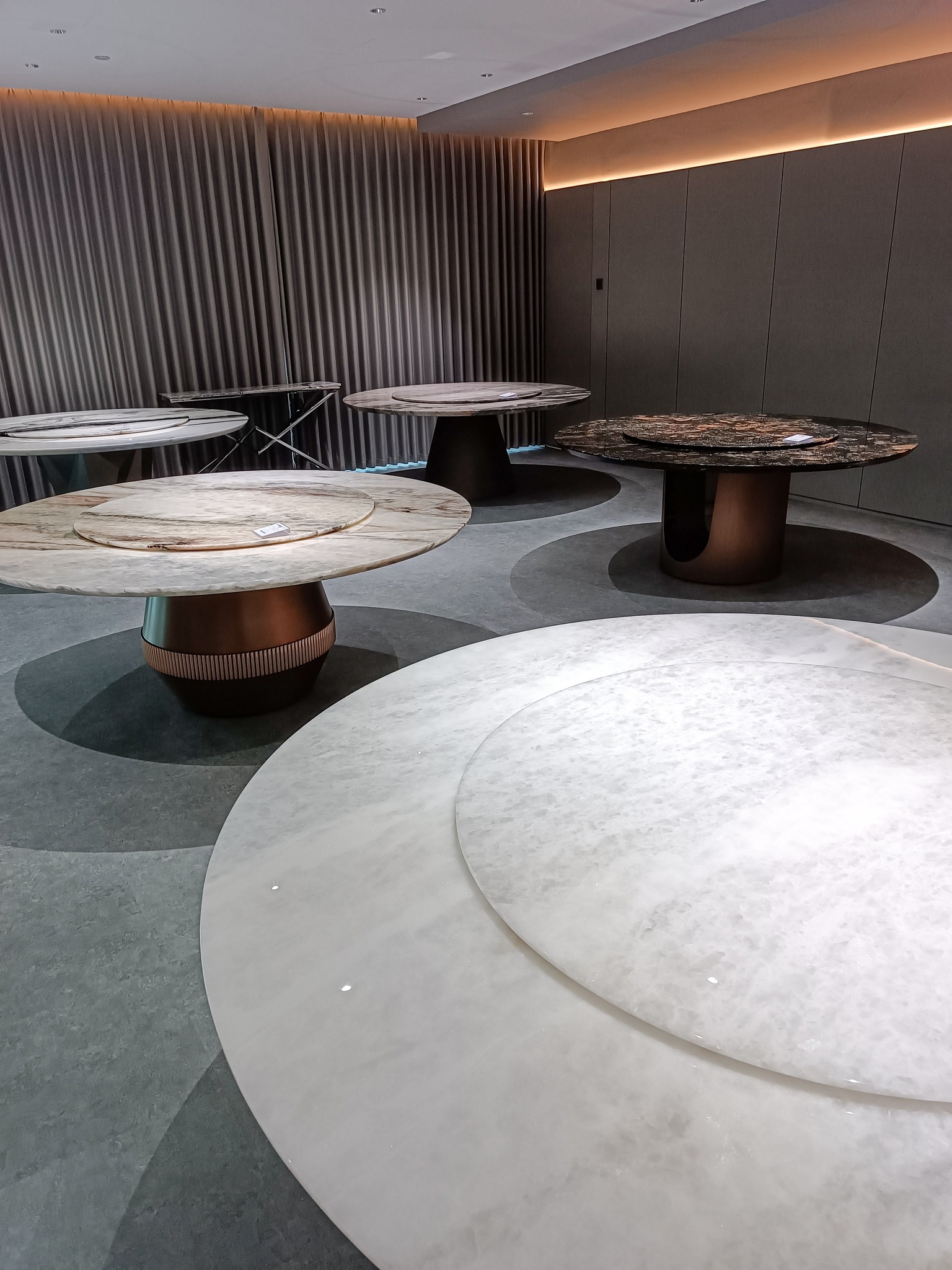Marblelous customise Marble Dining Tables - cut from 100% real marble and luxury stone slabs at our elmina factory